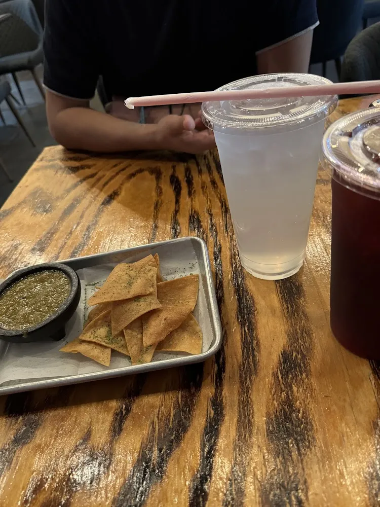 Tortilla Chips with Salsa Verde